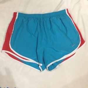 NIKE DRI FIT TEMPO SHORTS LARGE L